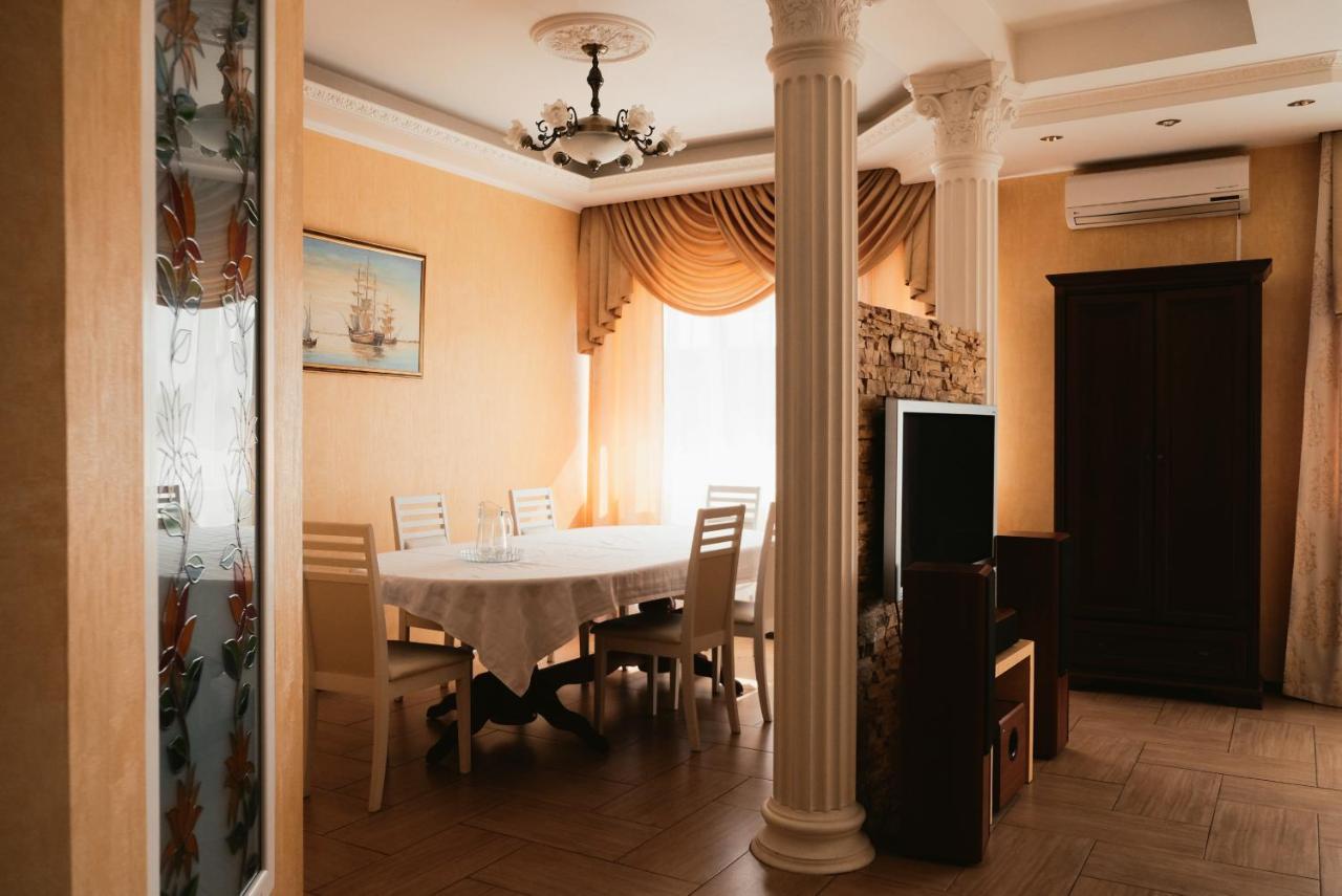 Grezy Hotel Omsk Exterior foto